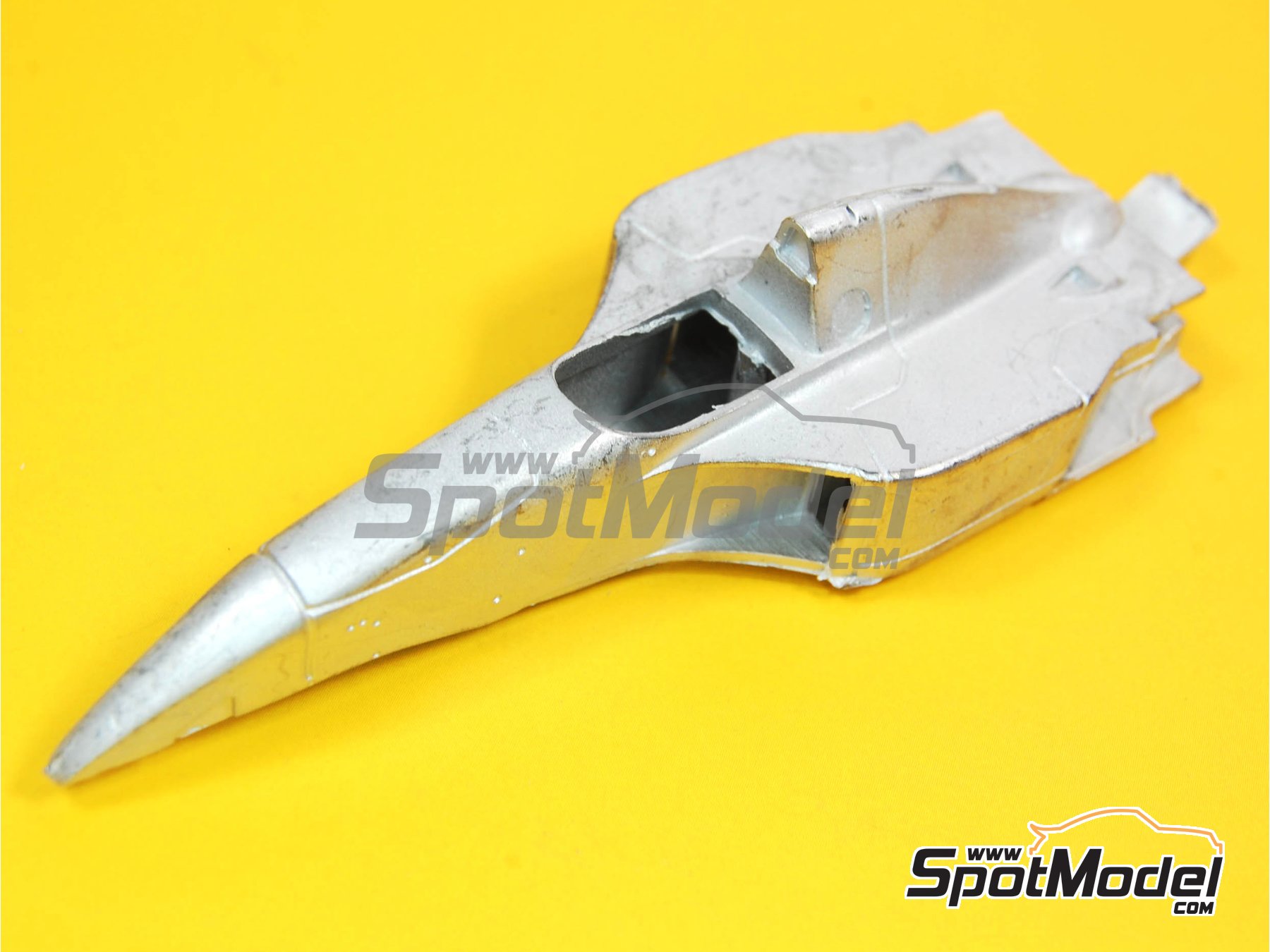 Tameo Kits TMK193: Car scale model kit 1/43 scale - Ferrari 412T2